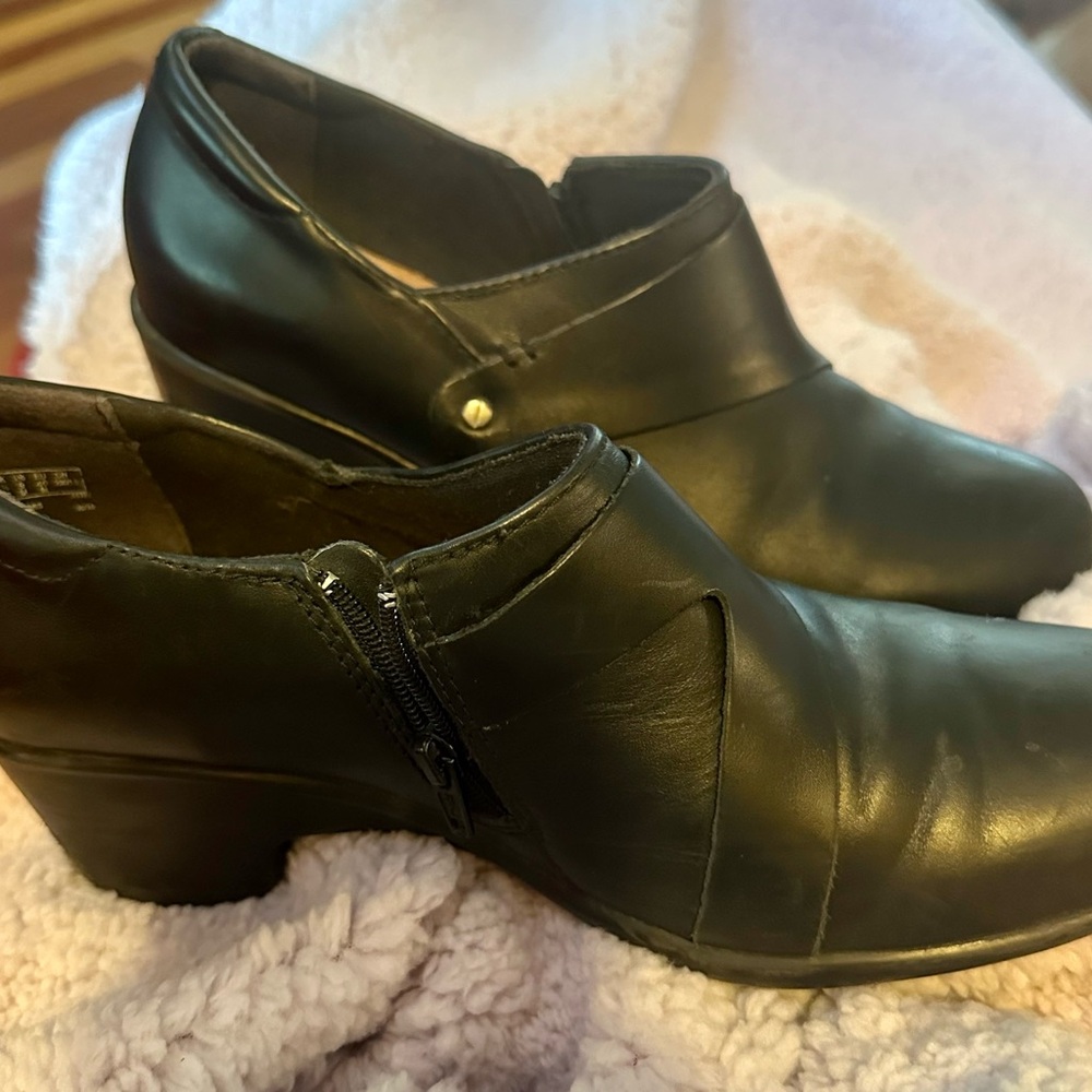 Elegant Black Women's Shoes